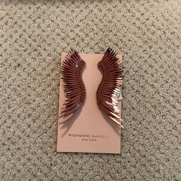 Mignonne Gavigan Jewelry - NWT - Mignonne Gavigan - Madeline Earrings Clayrose Rose Gold